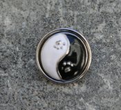 Tryckknapp - emaljerad yin & yang