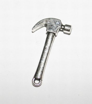 Antiksilverfärgade berlocker - hammare, 5 st