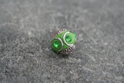 Indonesisk pärla - 15 mm, grön